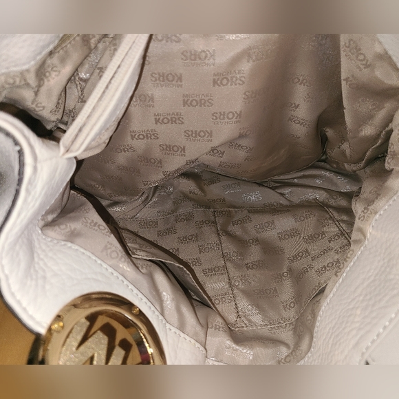 Authentic Michael kors bag - Picture 4 of 10